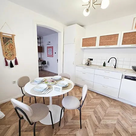 Appartamento Urban Nest Near The Center *